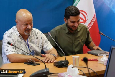 نشست تخصصی فعالان هنر تئاتر استان قروین با کارگردان عراقی